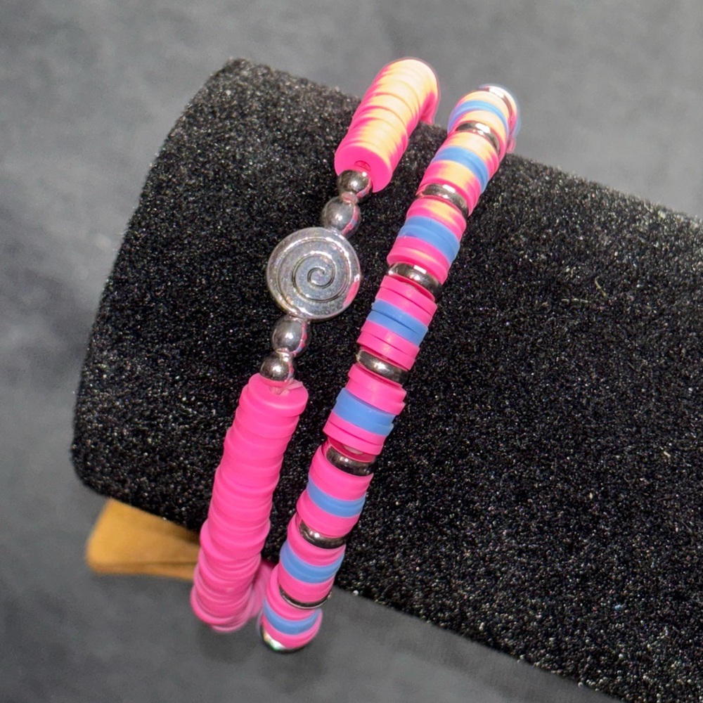 🌹 Handmade clay bracelet